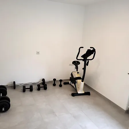 Apartment Modernes & Luxurioeses In Naehe Der Whu Niederdorla